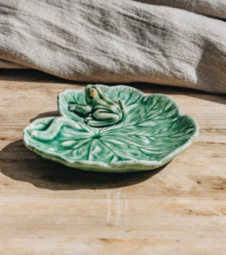 Countryside Leaves Portuguese Pottery