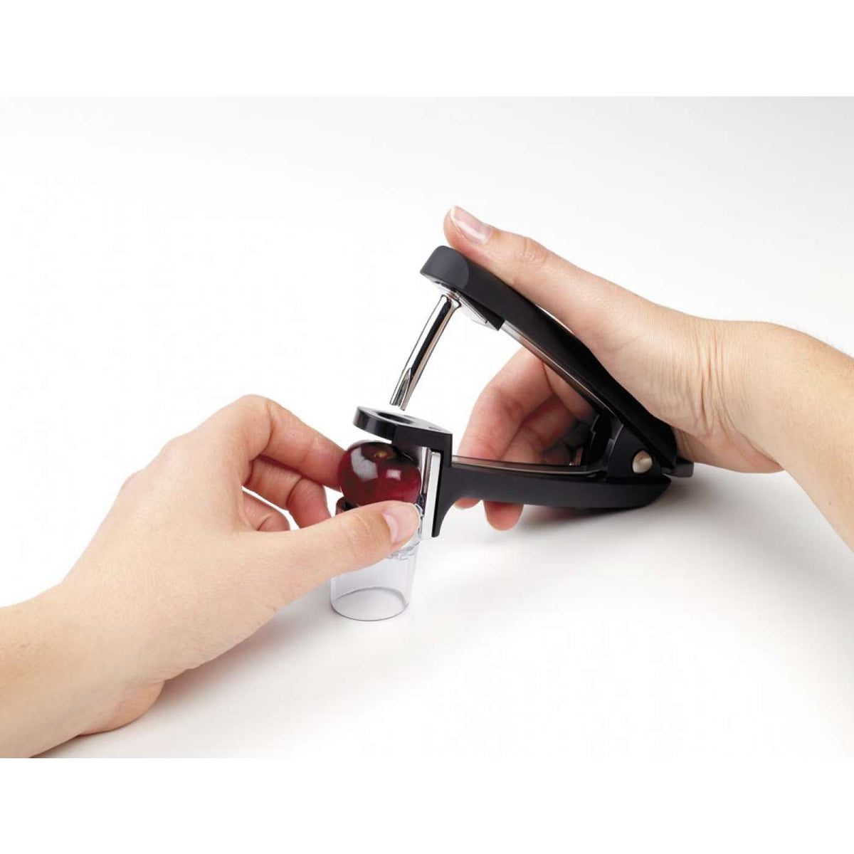 Cherry & Olive Pitter